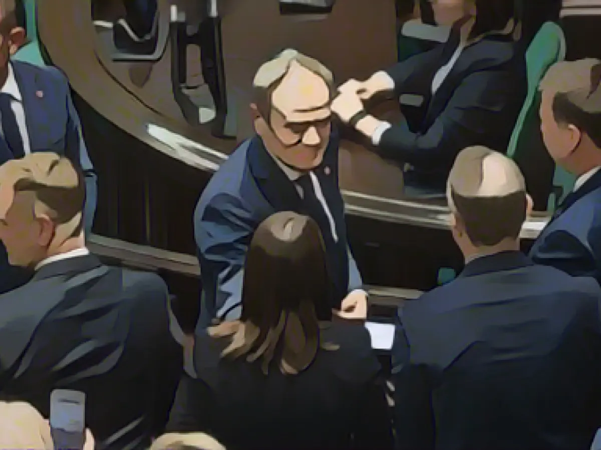 Poland: Donald Tusk elected prime minister by parliament