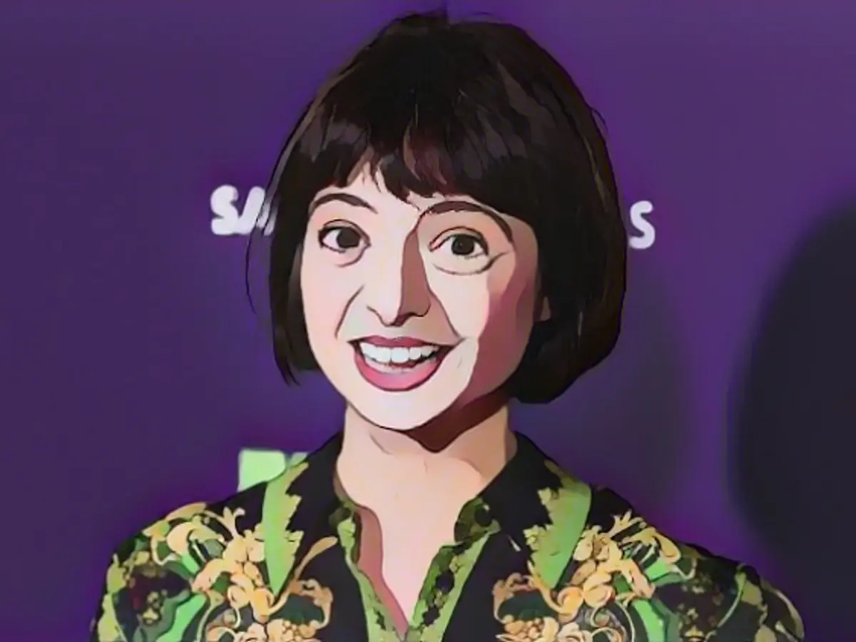 "Big Bang Theory" star Kate Micucci has lung cancer