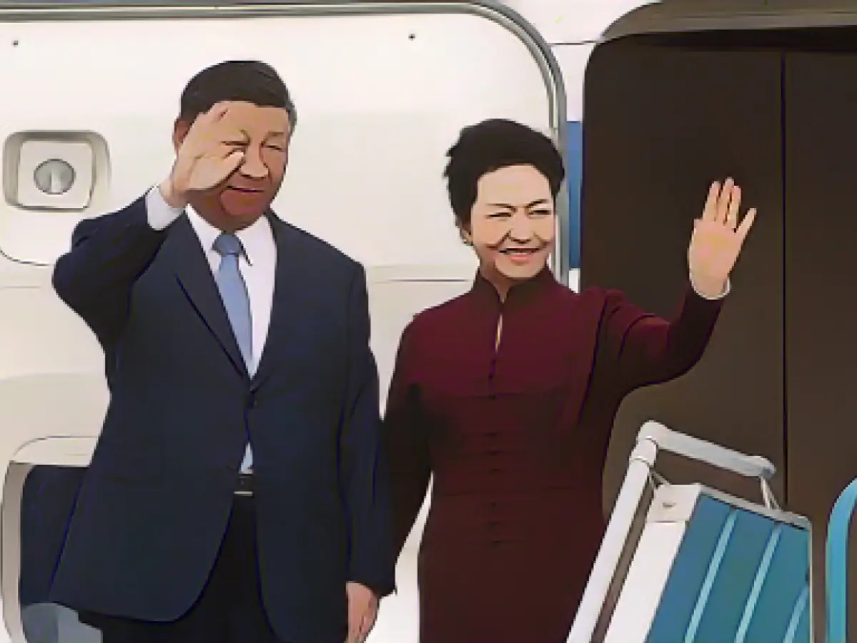 China's Xi Jinping pushes for more trust in Vietnam as Hanoi moves closer to Washington