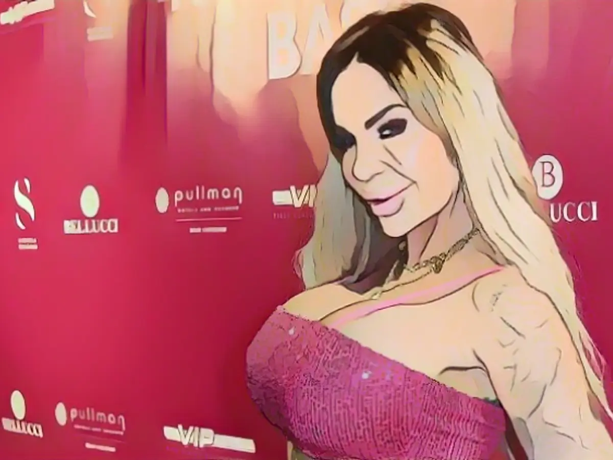 Gina-Lisa Lohfink is looking for love