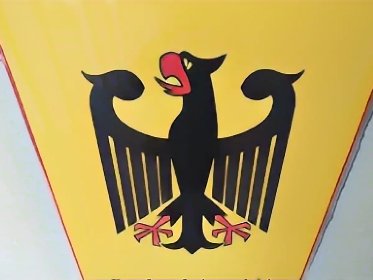 Sick leave during the notice period provokes doubts