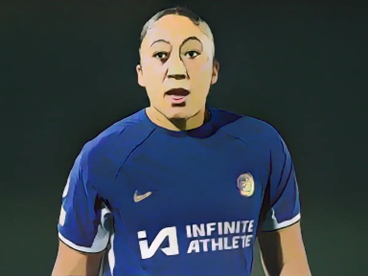 Chelsea manager Emma Hayes says Lauren James underperformed after suffering online abuse