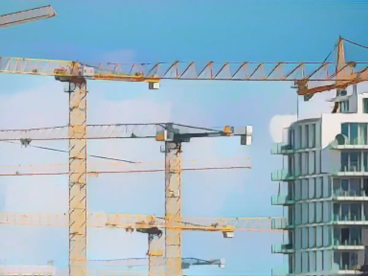 Trade unions want additional billions for housing construction