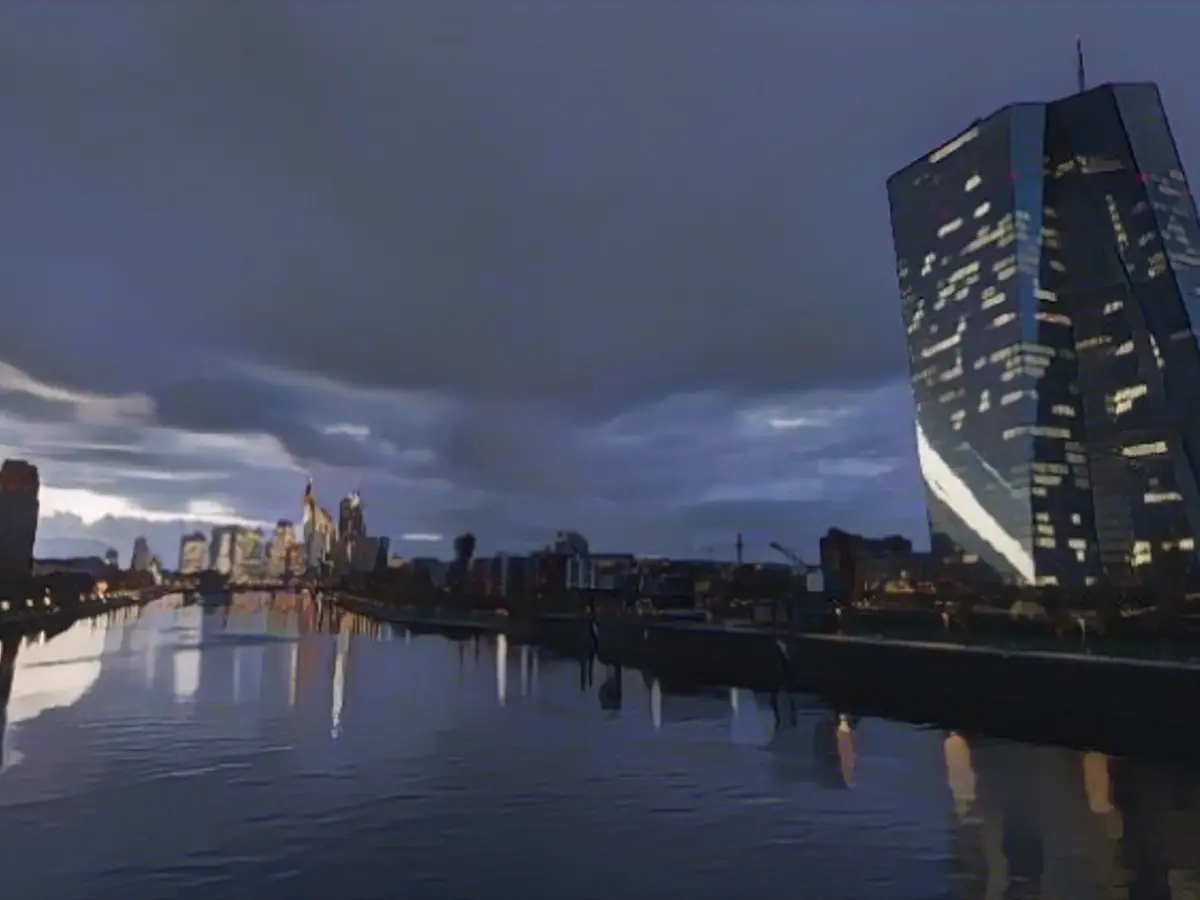 ECB extends interest rate pause