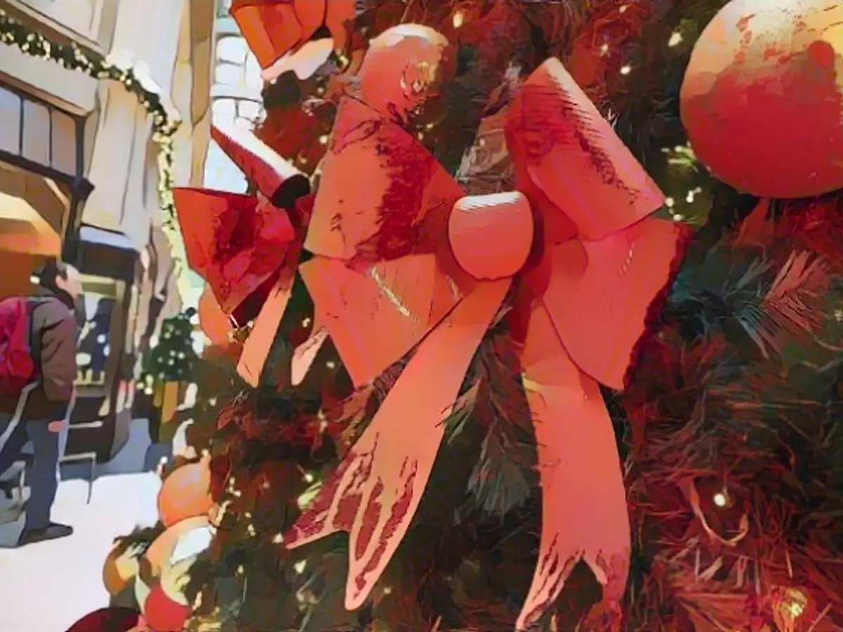 Police search homes of climate activists