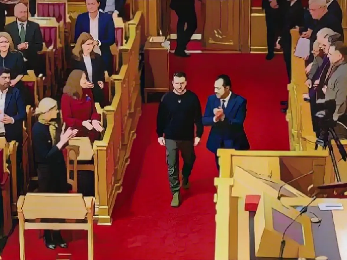 +++ 18:45 Estonia delivers more weapons to Ukraine +++