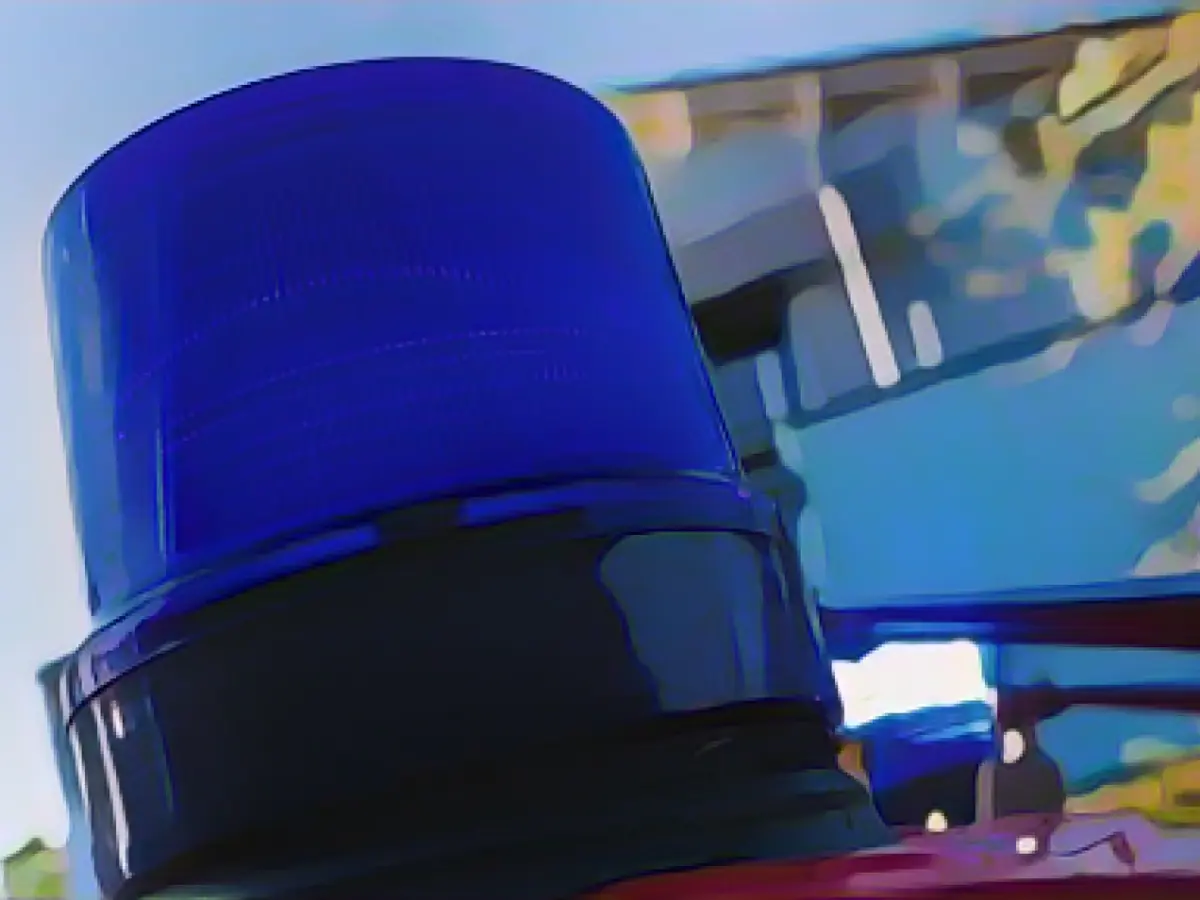 Warning beacons hurled onto highway: 19 cars damaged