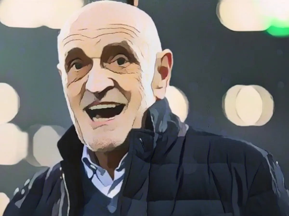 Martin Kind lets Hannover 96 run riot