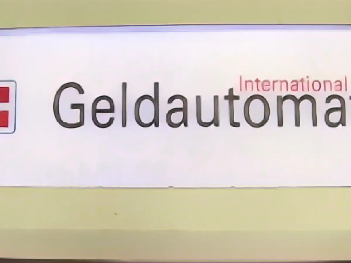 Unknown persons blow up ATMs in Wetterau at night