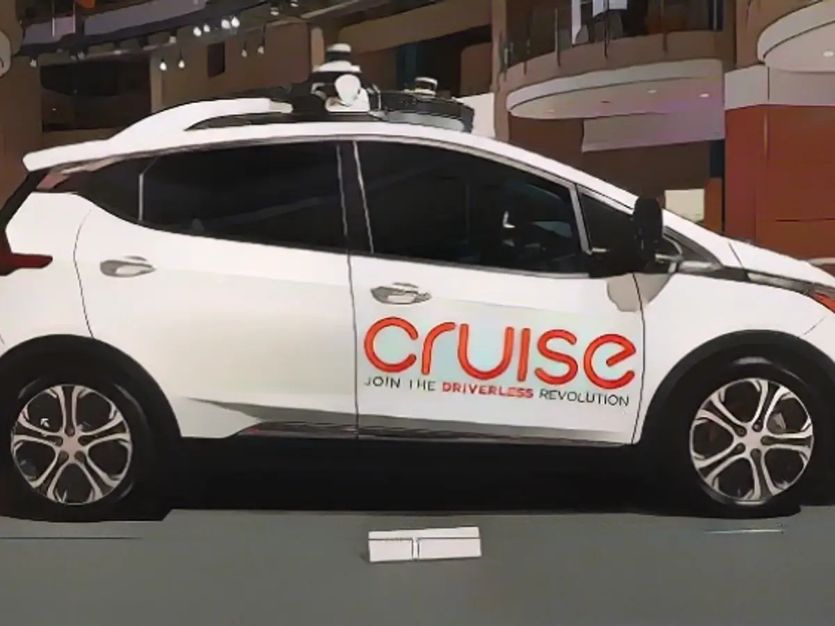 Cruise kicks out a quarter of its employees