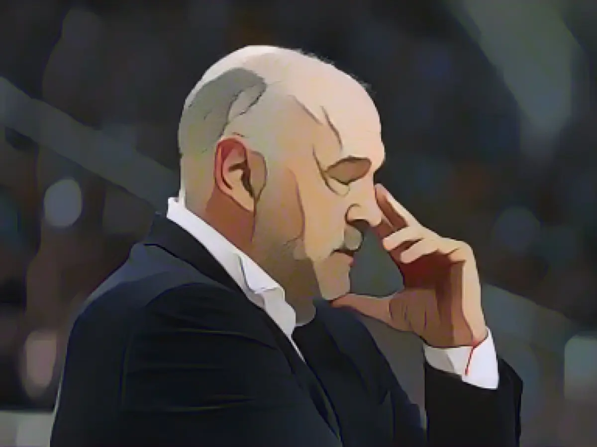 Moved to tears: Bayern coach Laso back in Madrid