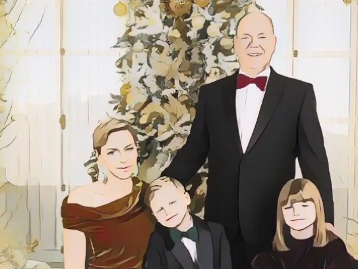Prince Albert and Charlène show off on Christmas card