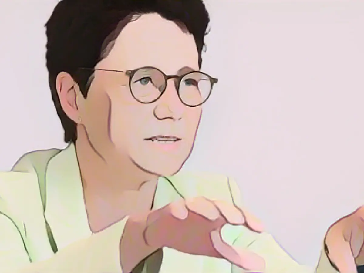 Gentges draws connection to border controls