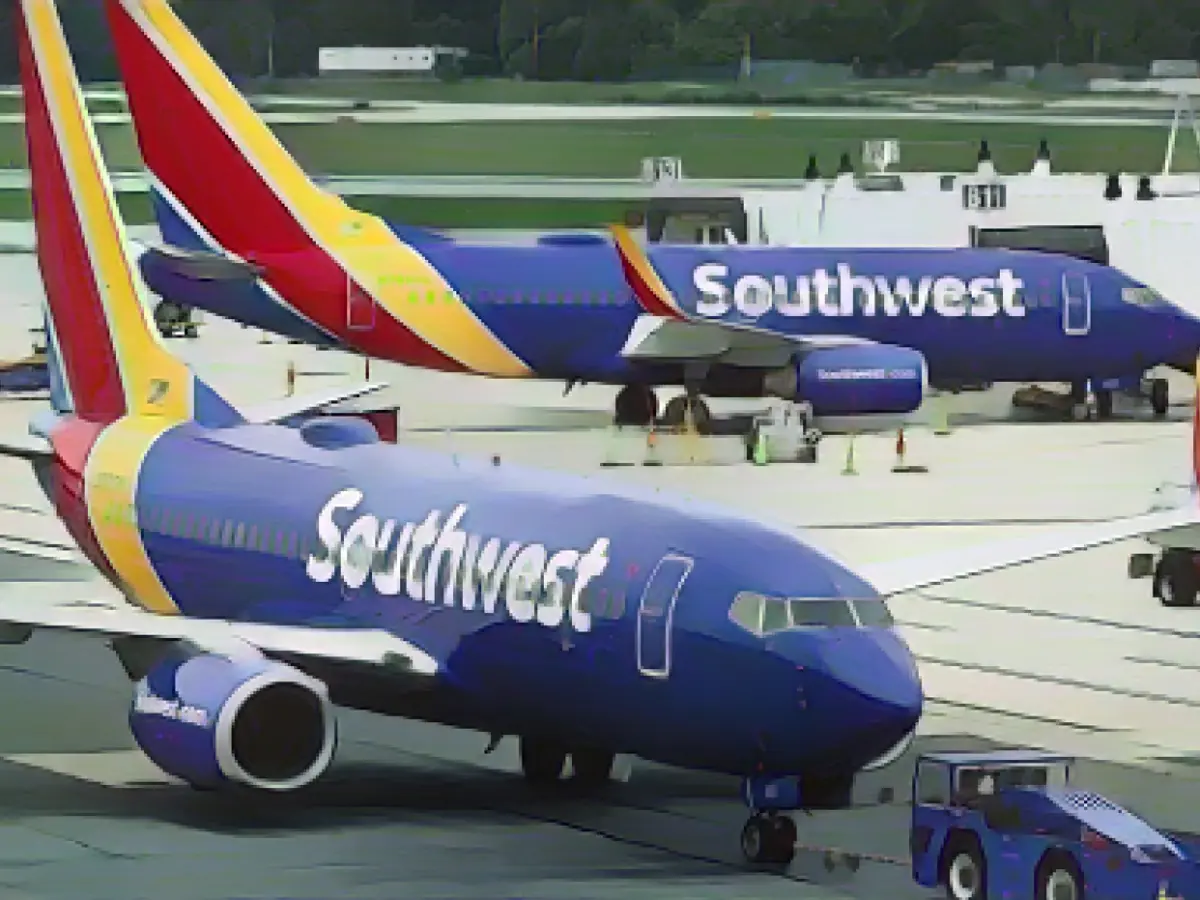 Plus-size travelers use TikTok to raise awareness about Southwest Airlines’ “plus-size” policy