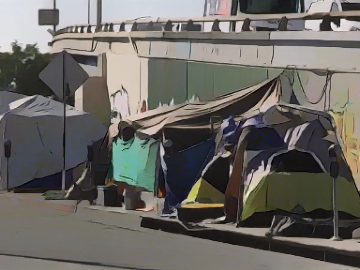 U.S. homelessness reaches highest level as rents soar