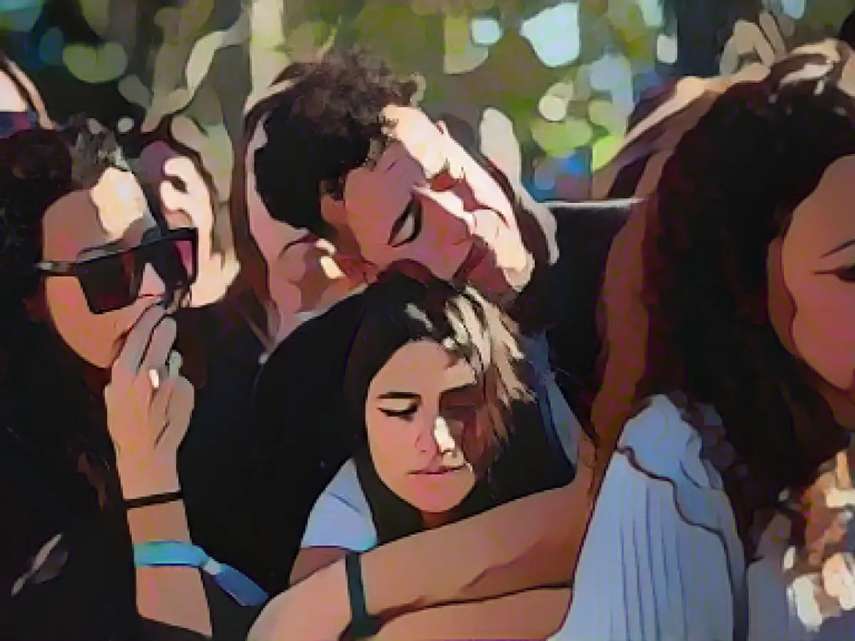 Three hostages accidentally killed: Hundreds take to the streets demanding new deal with Hamas