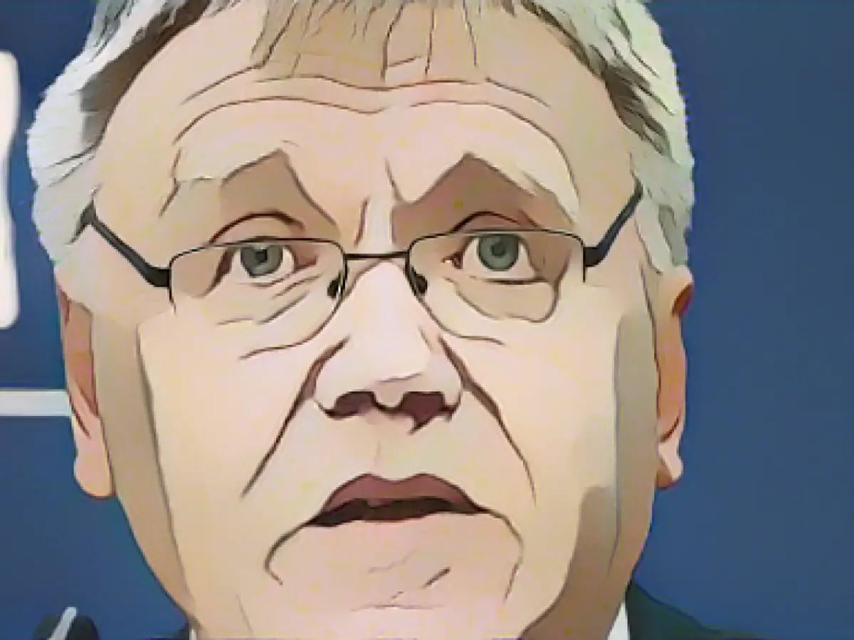 State electoral officer: voting age 16 not a "miracle cure"