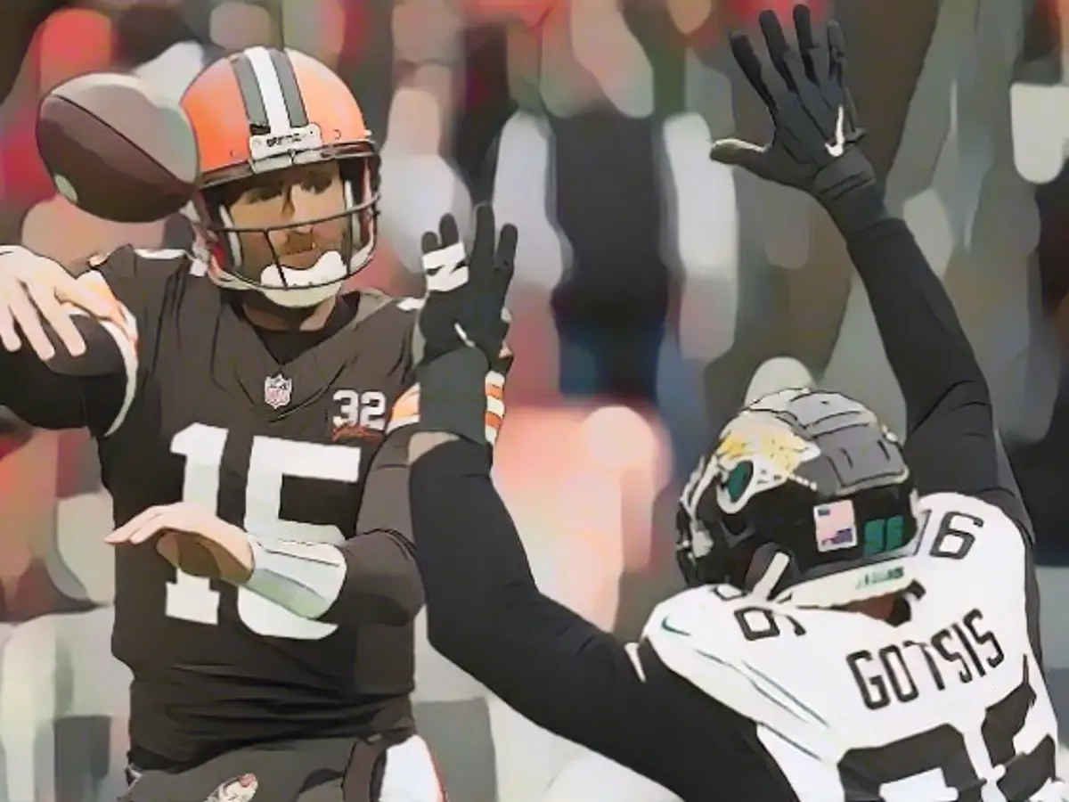 Quarterback icon experiences unexpected Christmas fairytale