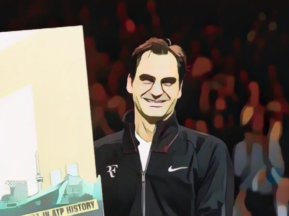 Roger Federer dreams of visiting fans in Wimbledon queue