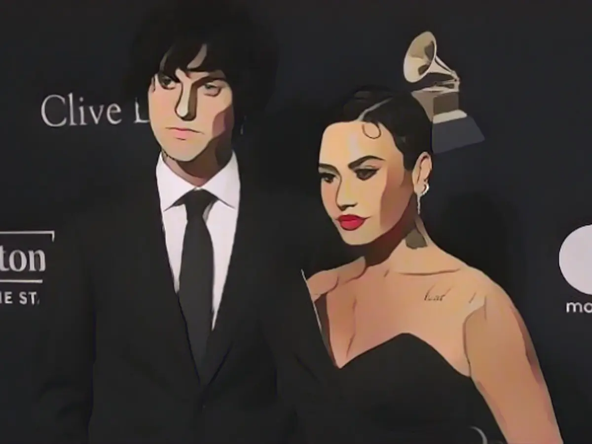 Demi Lovato has said yes "a trillion times"