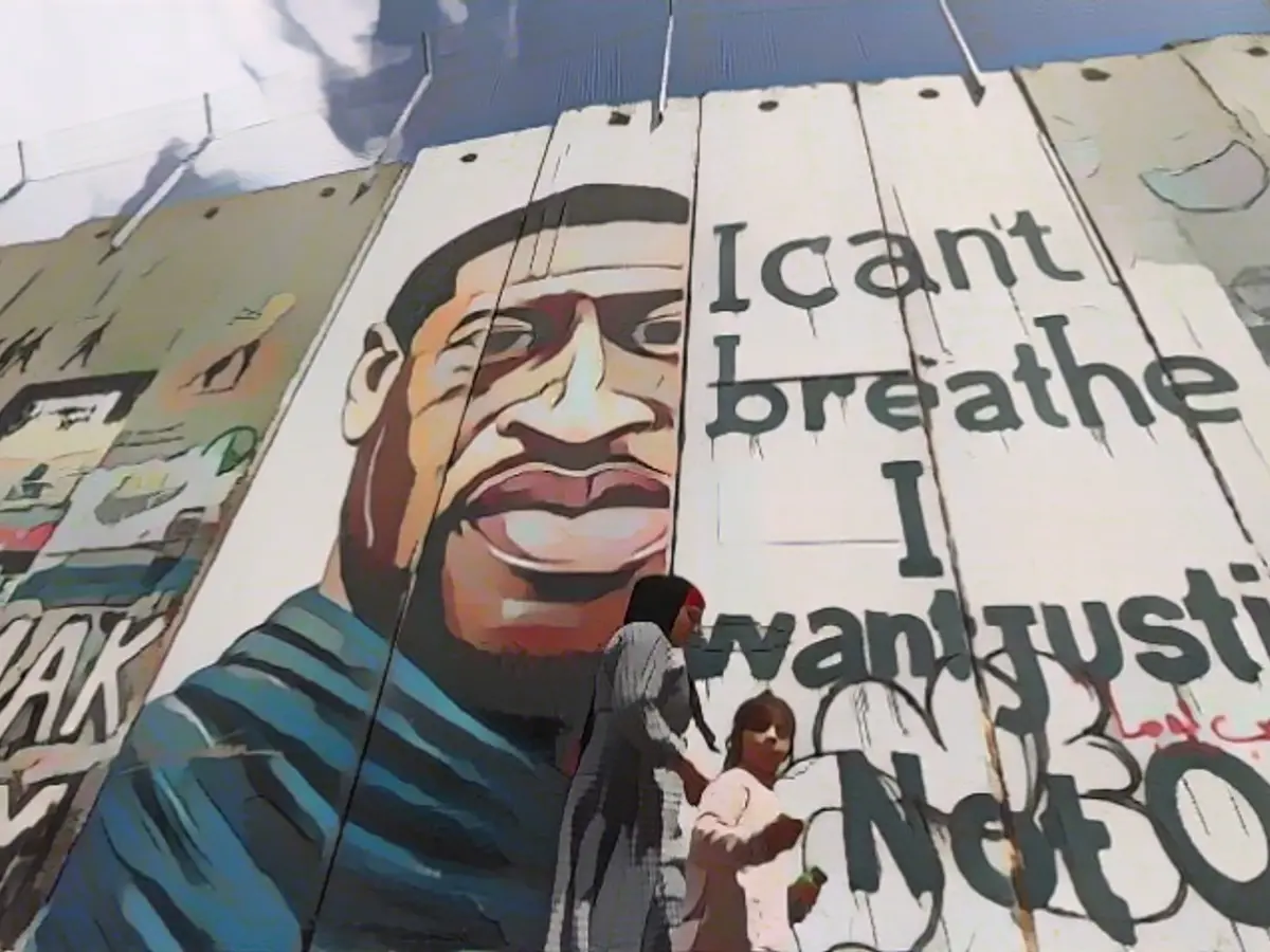 The United States now seems bent on going down the wrong path. That's not necessarily the case