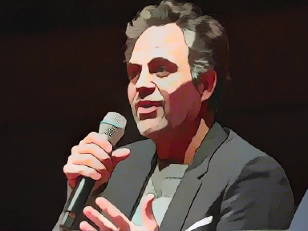 Mark Ruffalo's surprising apology