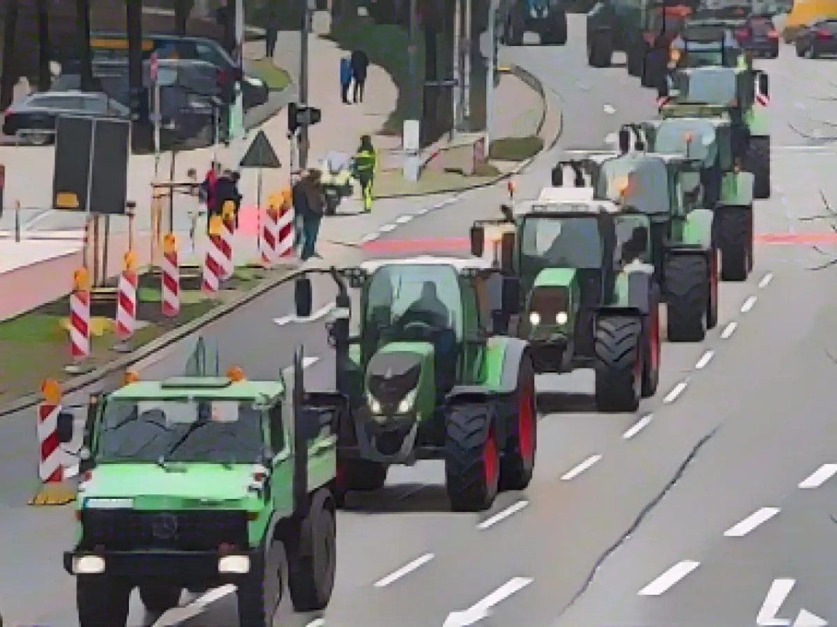 Farmers protest against traffic light tax plans in Hamburg
