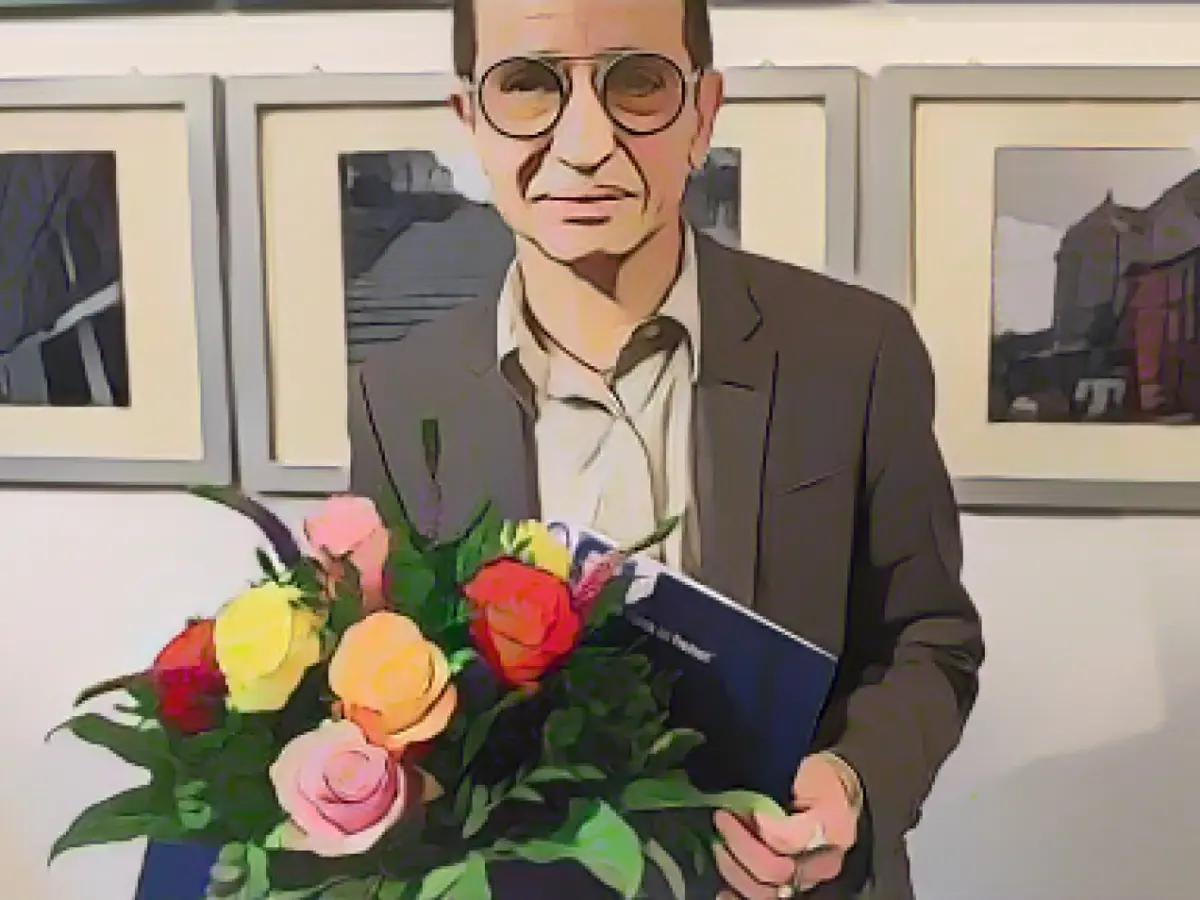 Masha Gessen sticks to controversial ghetto comparison