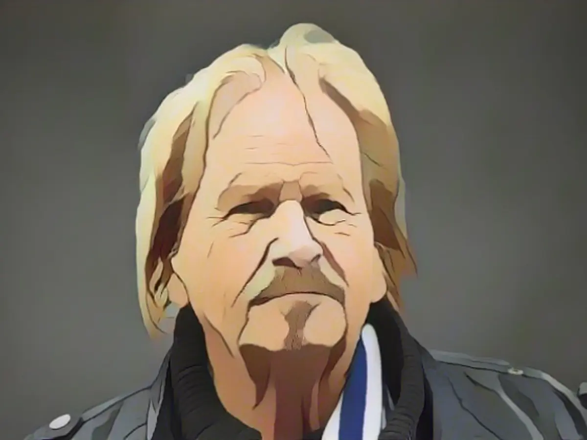 Frank Zander may leave hospital