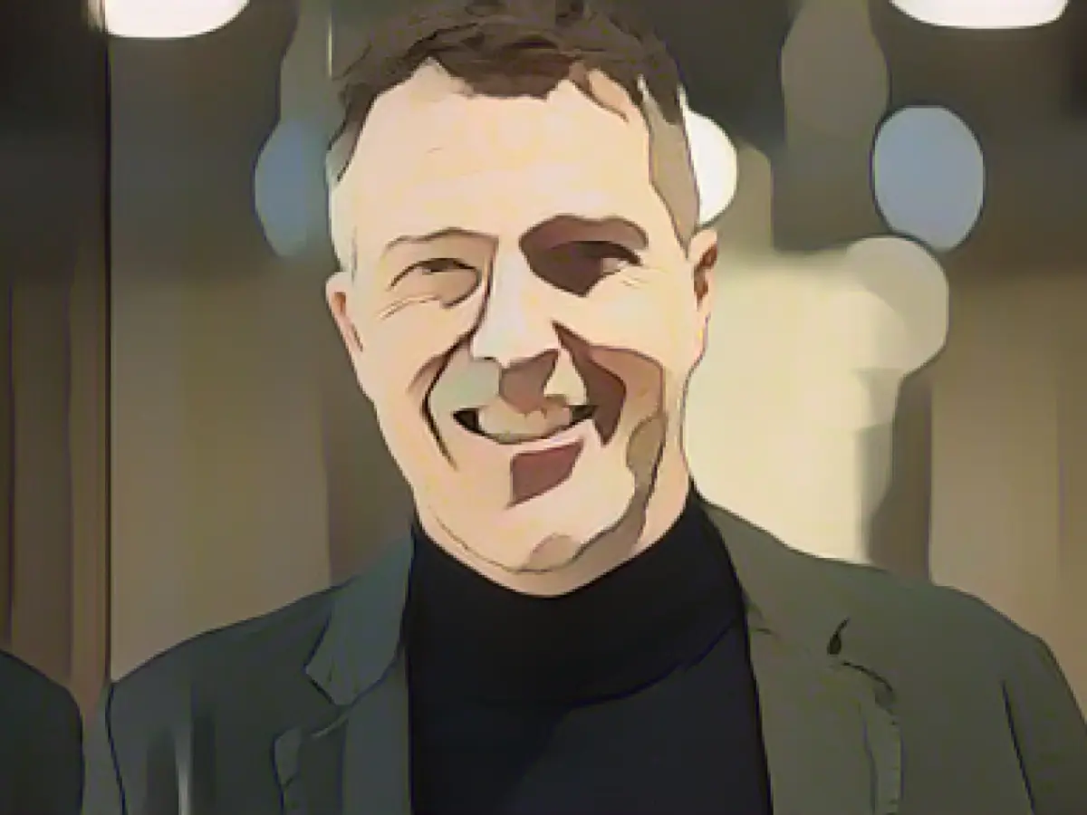 Super League makers: Clubs keep their fingers crossed "under the table"