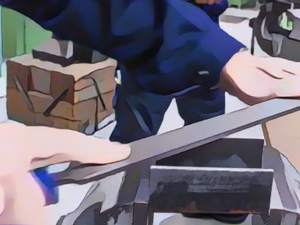 Metal industry complains about location conditions