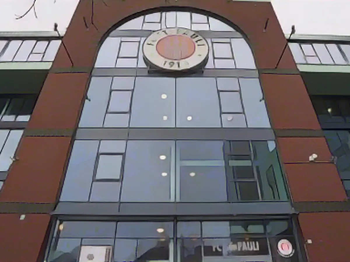 CFO: St. Pauli can "establish itself in the Bundesliga"