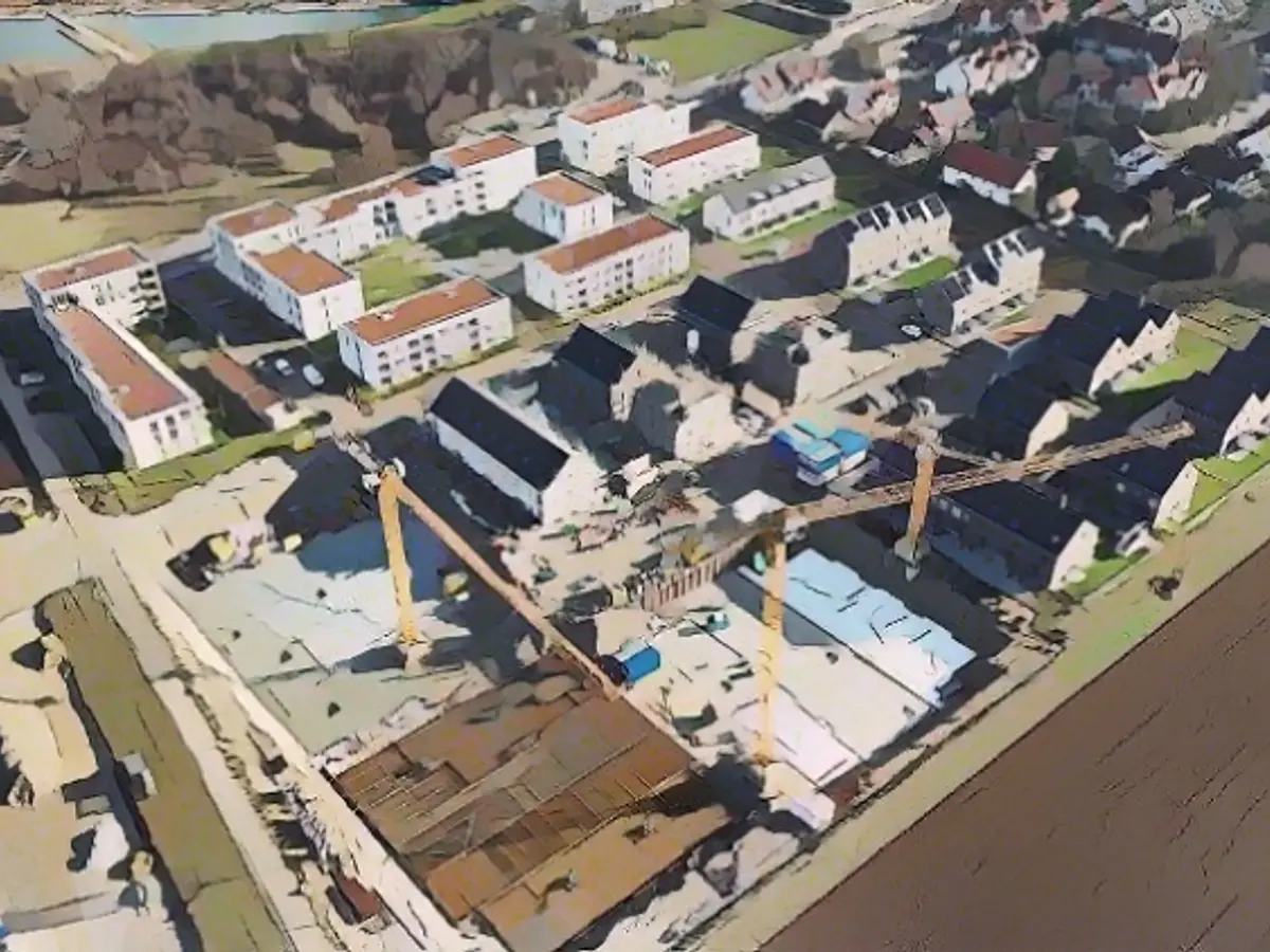 Real estate prices fall for the first time since 2010