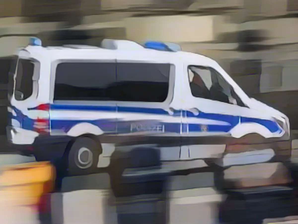 Life-threateningly injured 14-year-old left behind