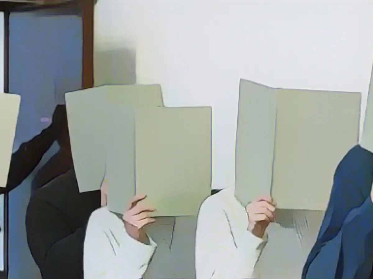 Death of a young refugee - police officers on trial