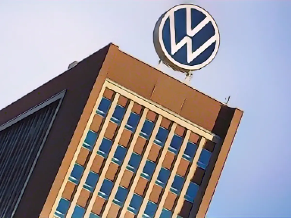 Volkswagen reaches agreement with works council on savings package