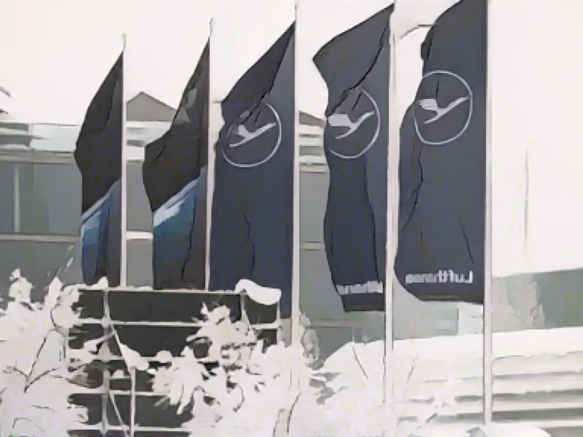 Lufthansa orders small Boeing jets again