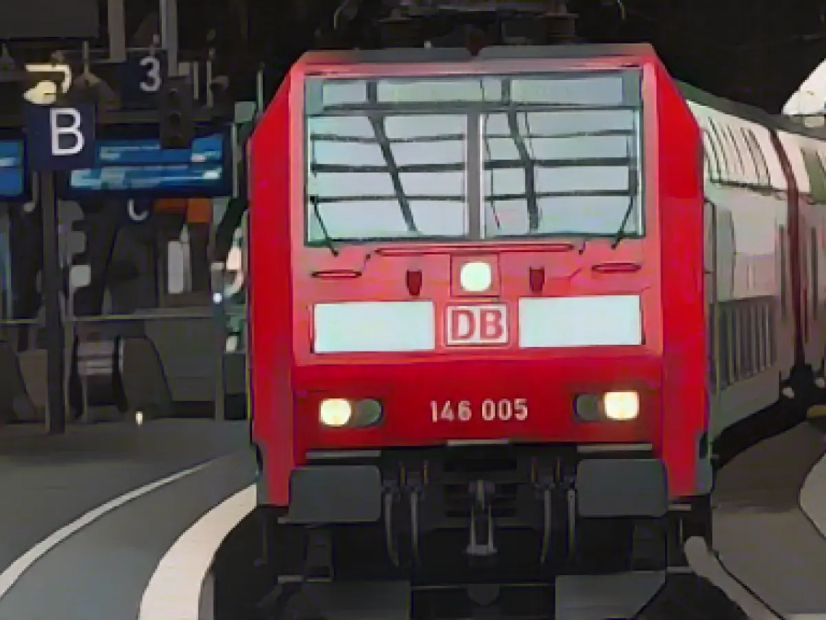 Storm hinders rail traffic