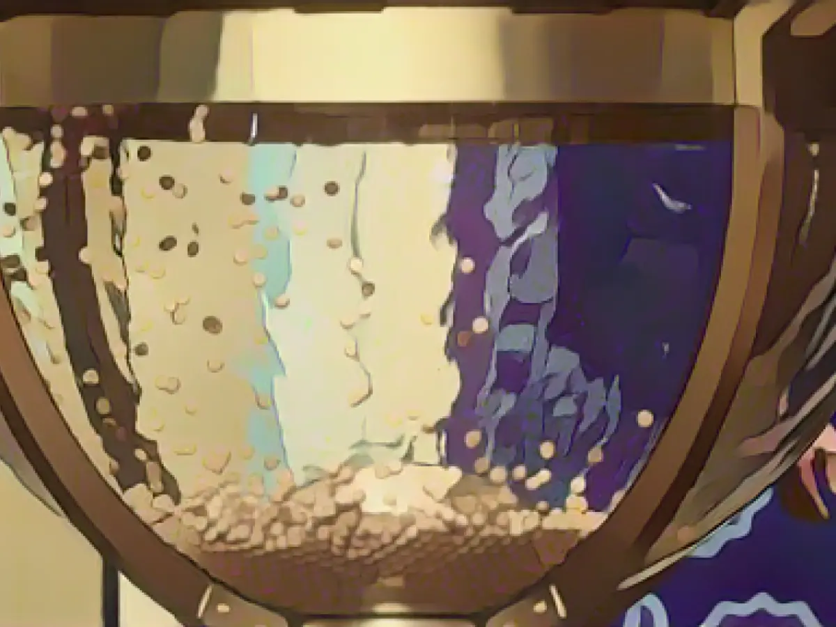 Draw for the Spanish Christmas lottery has begun