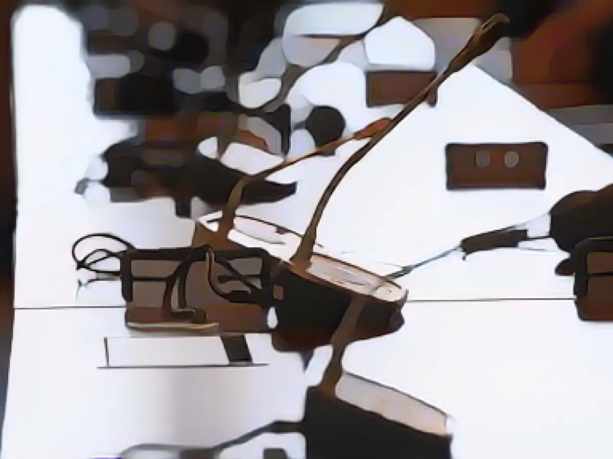 Robber critically injured with knife: Prison sentence