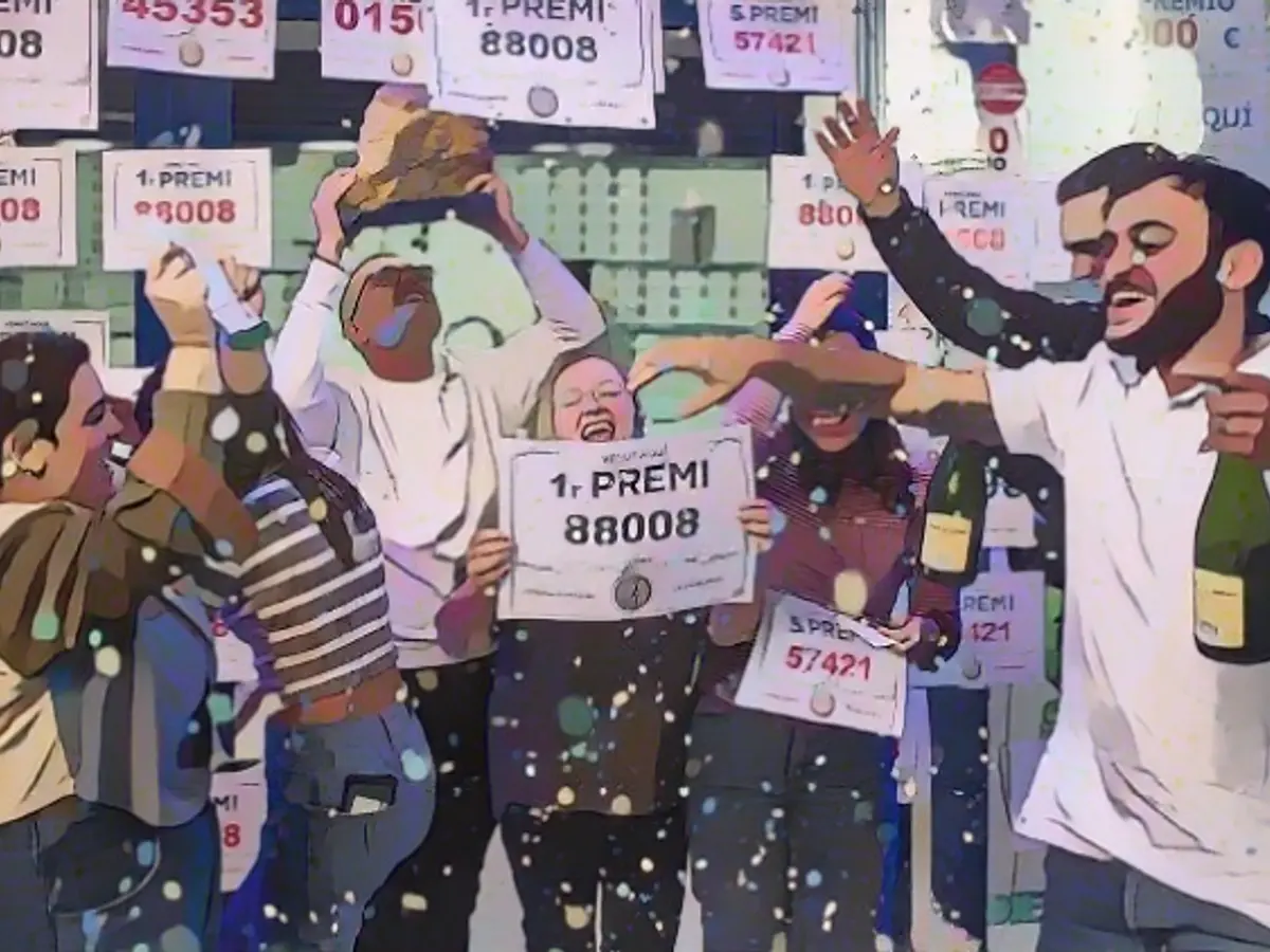 Spaniards celebrate 185 "El Gordo" winners with the right instinct for gold