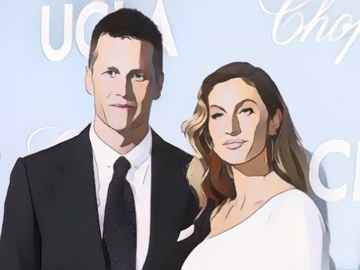 Tom Brady and Gisele Bündchen mourn the loss of their dog