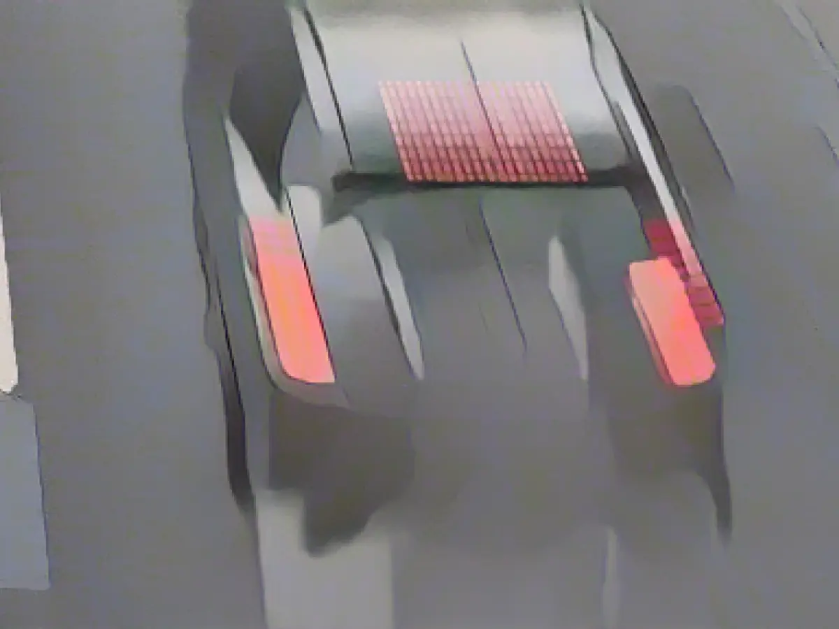 Woman flees from police at more than 200 km/h - on drugs