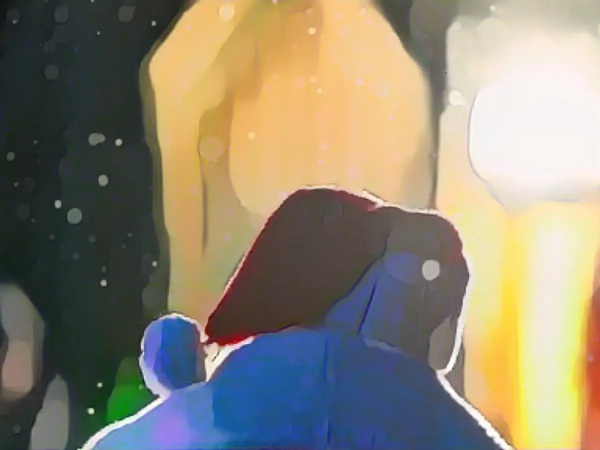 Drunk Santa drives into the front of a house