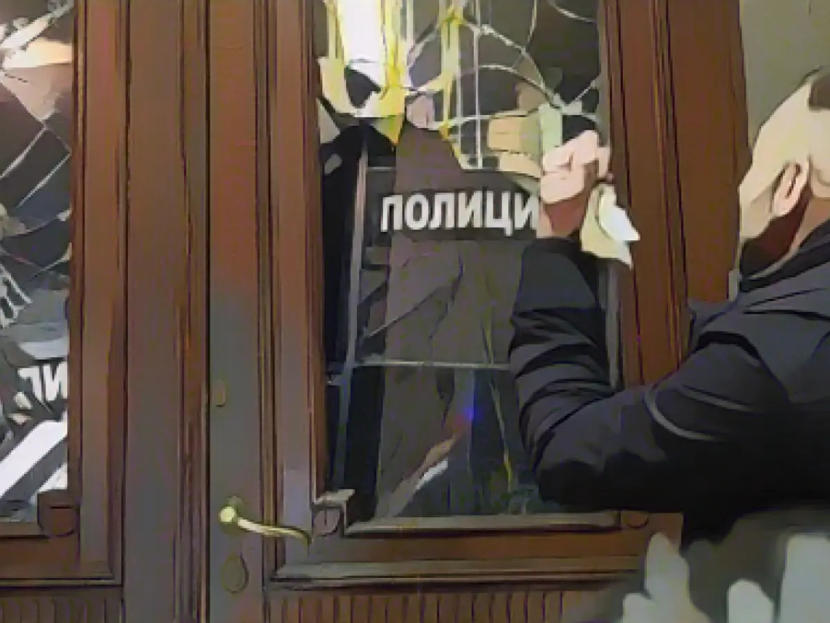 Riots at protest against alleged election fraud in Belgrade