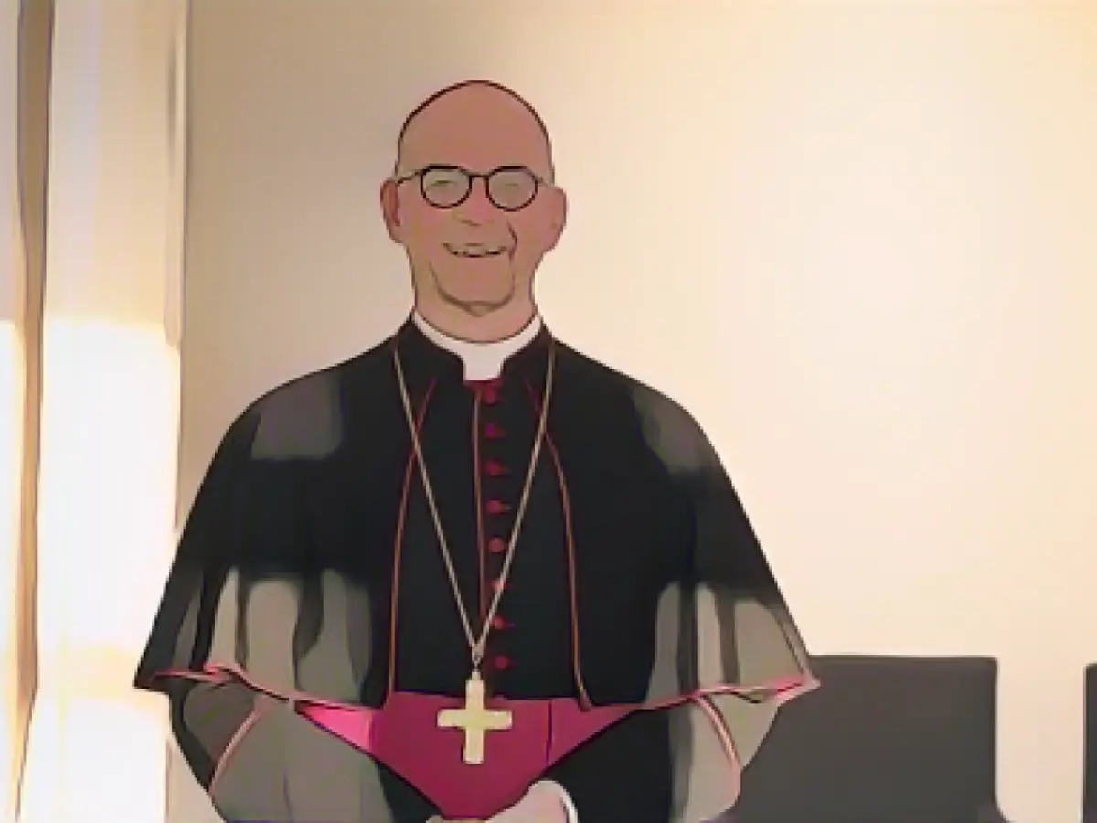 Würzburg bishop calls for peace in sermon