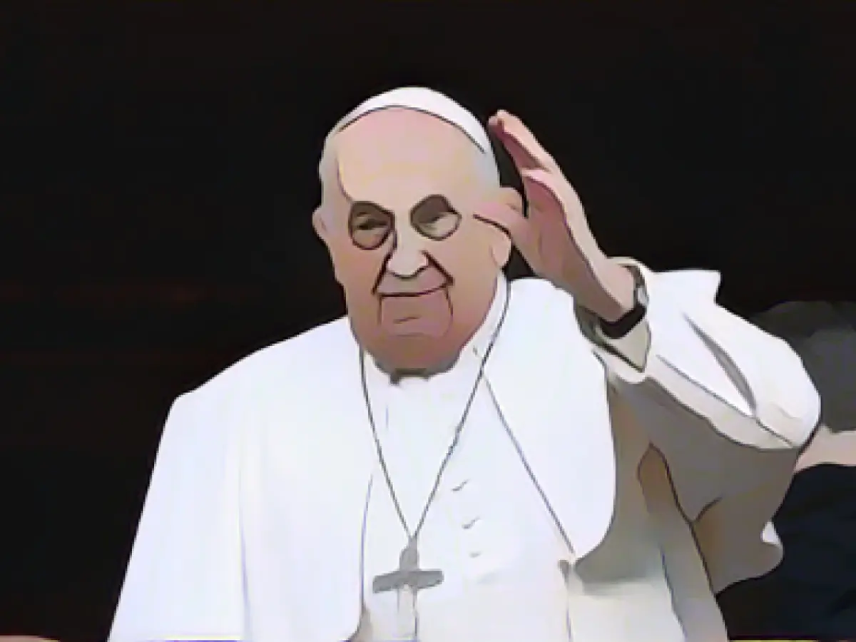 Pope calls for end to Middle East war in Christmas message