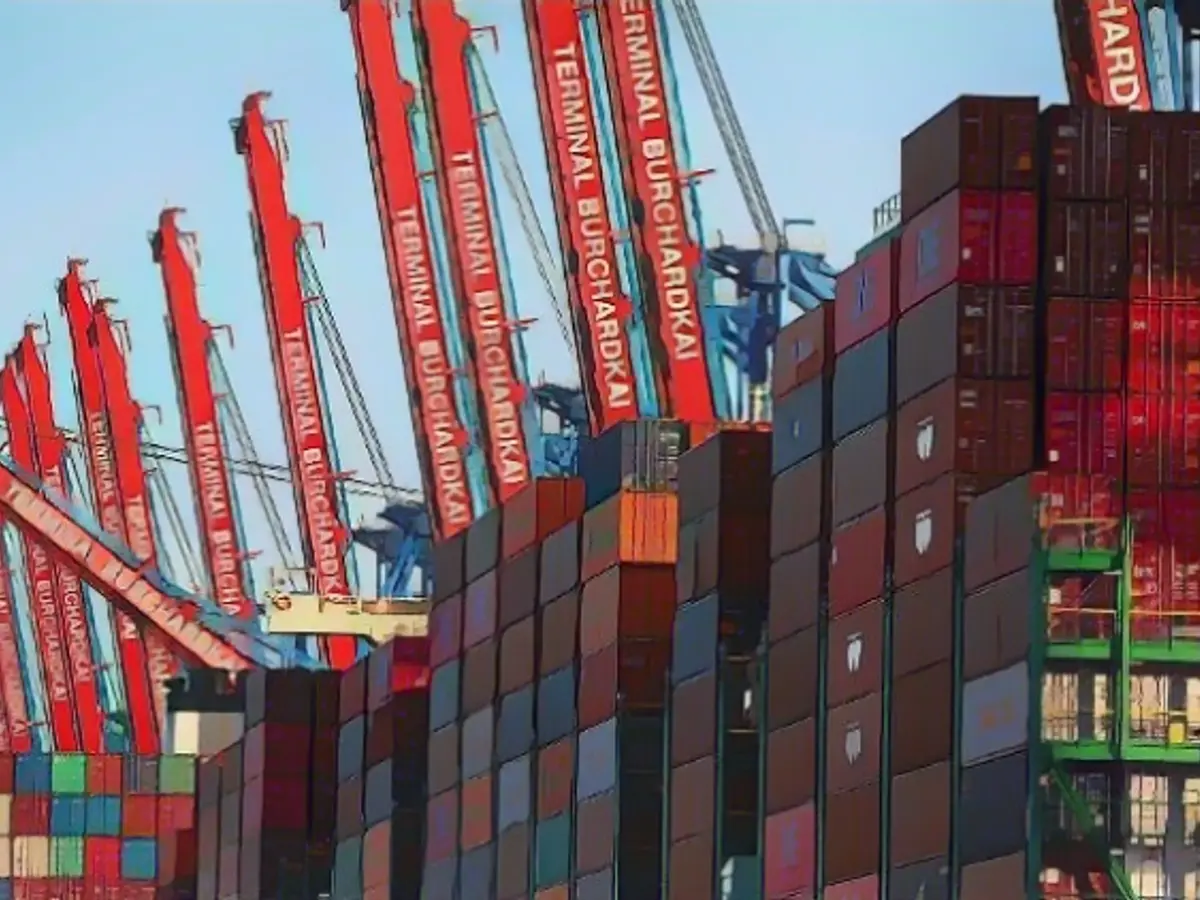 Business sentiment in the eurozone surprisingly deteriorated