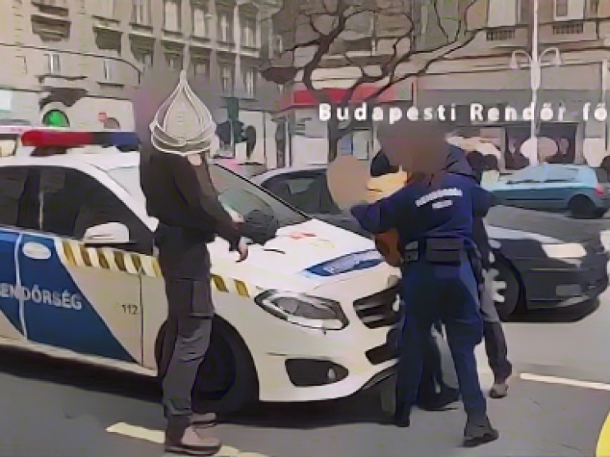 The luggage of the brutal hammer gang