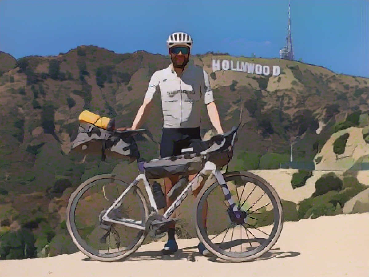 Jonas Deichmann: "German Forrest Gump" completes US tour